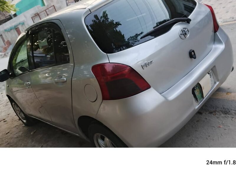 toyota vitz 2005