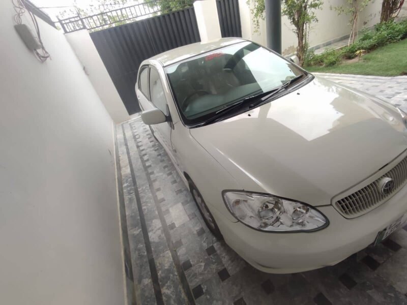 TOYOTA 2.0D saloon DIESEL.