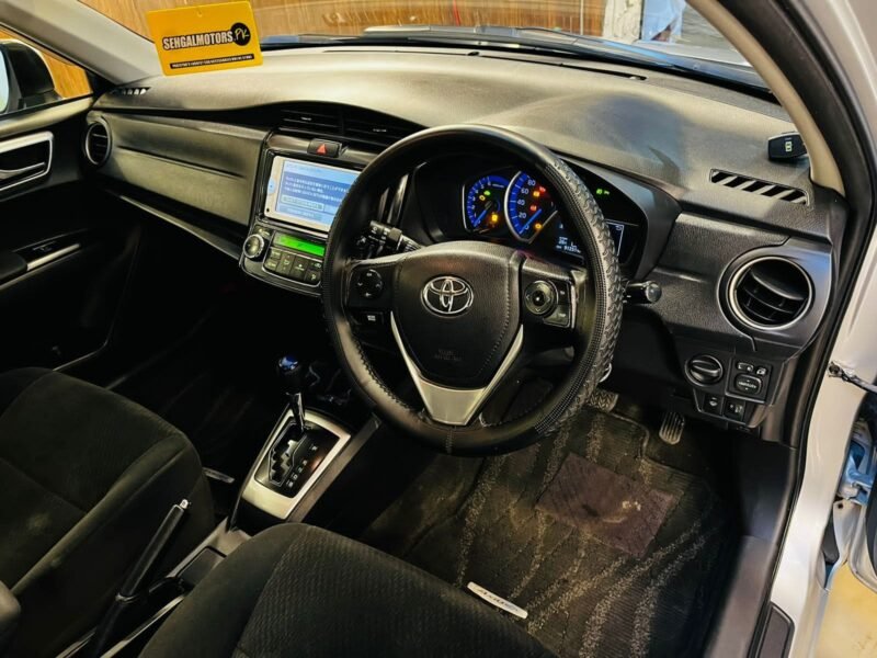 Toyota Axio Hybrid 1.5 2023