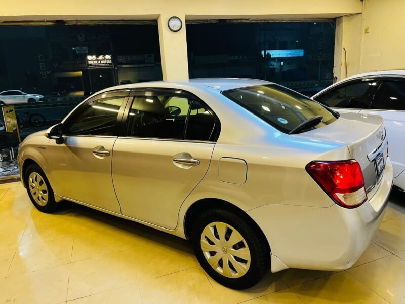 Toyota Axio Hybrid 1.5 2023